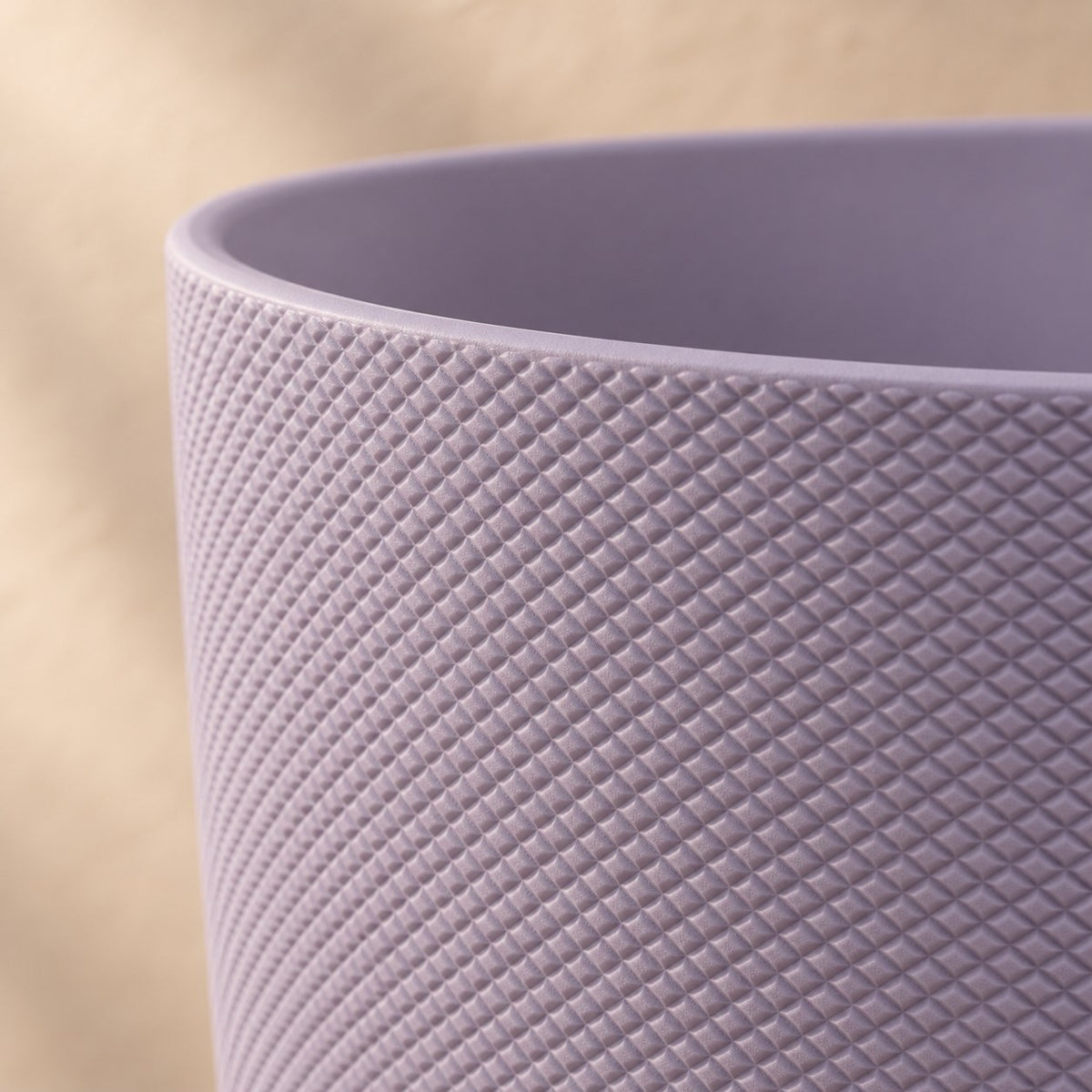 Decorative pot Elho Jazz Round Lavender Lilac Ø14 x H13 cm, surface detail