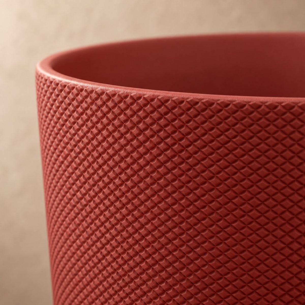 Maceta decorativa Elho Jazz Round tuscan red Ø19 x H18 cm, detalle de la superficie