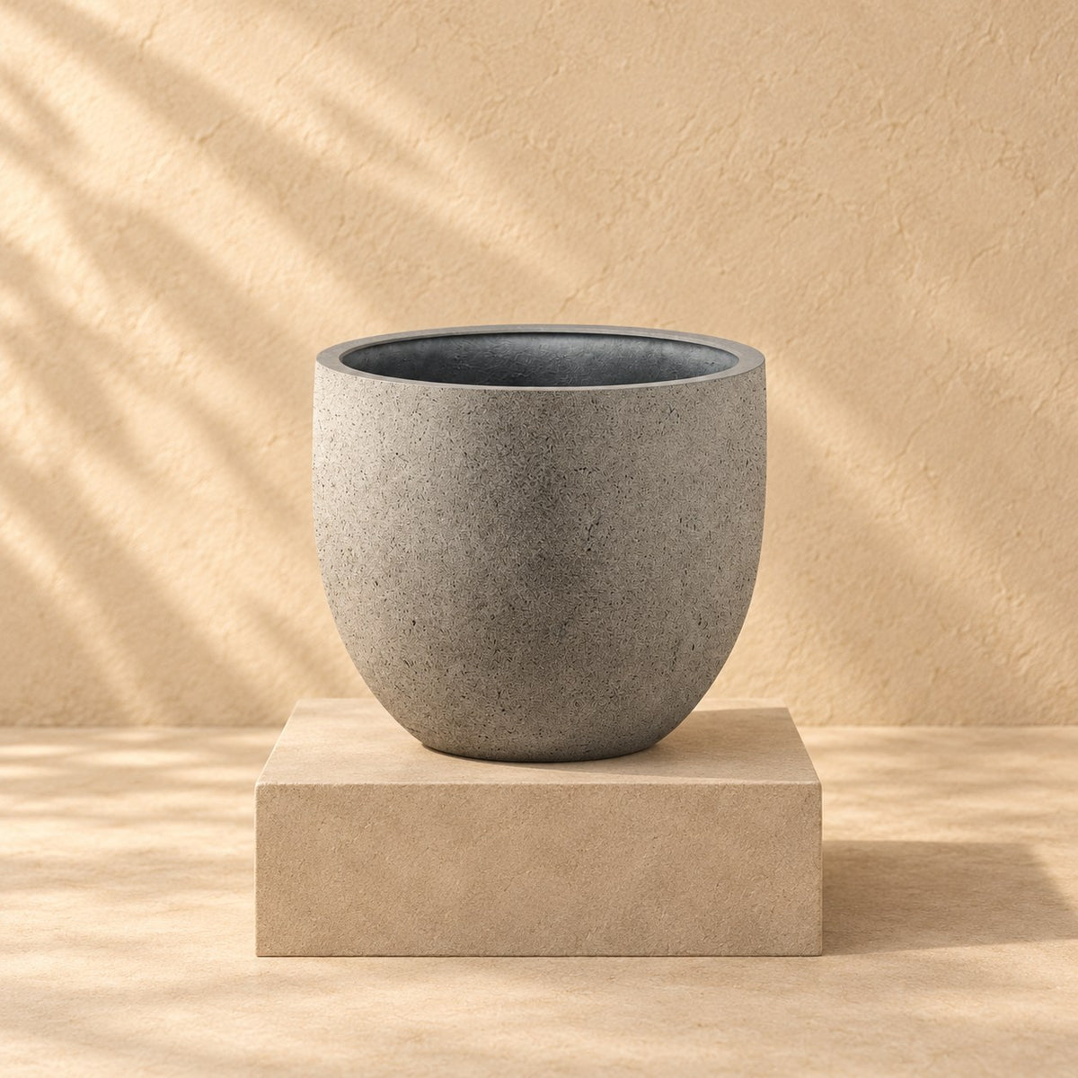 Vaso decorativo grigio new egg natural concrete Ø55 x H46 cm