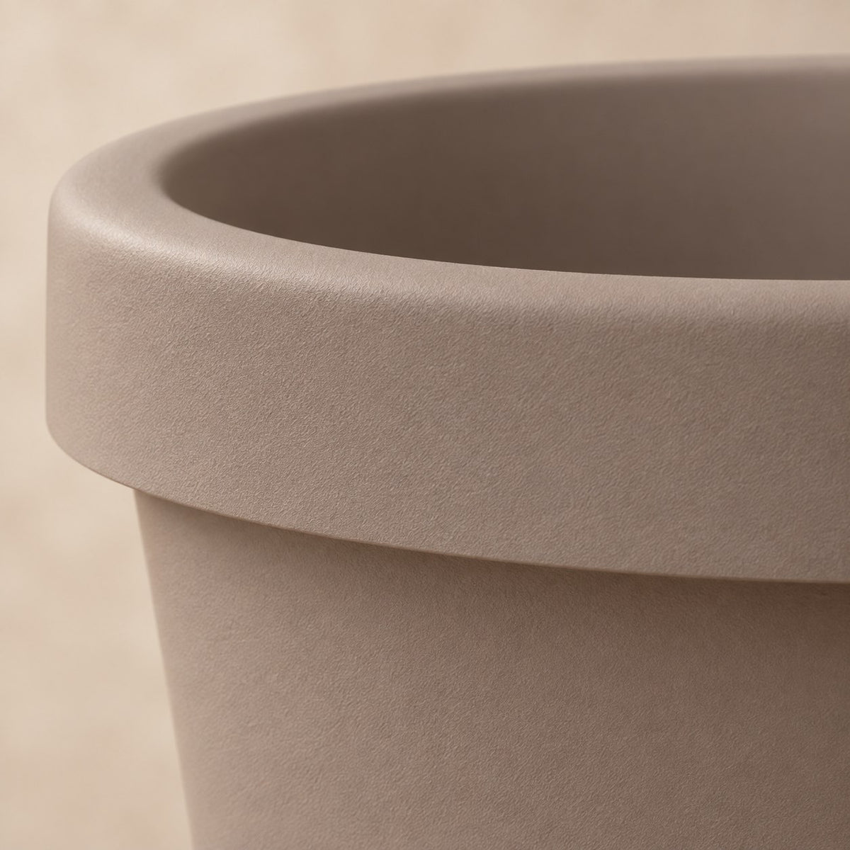 Sierpot Lira Tortora Ø65 x H58 cm, detail van het oppervlak
