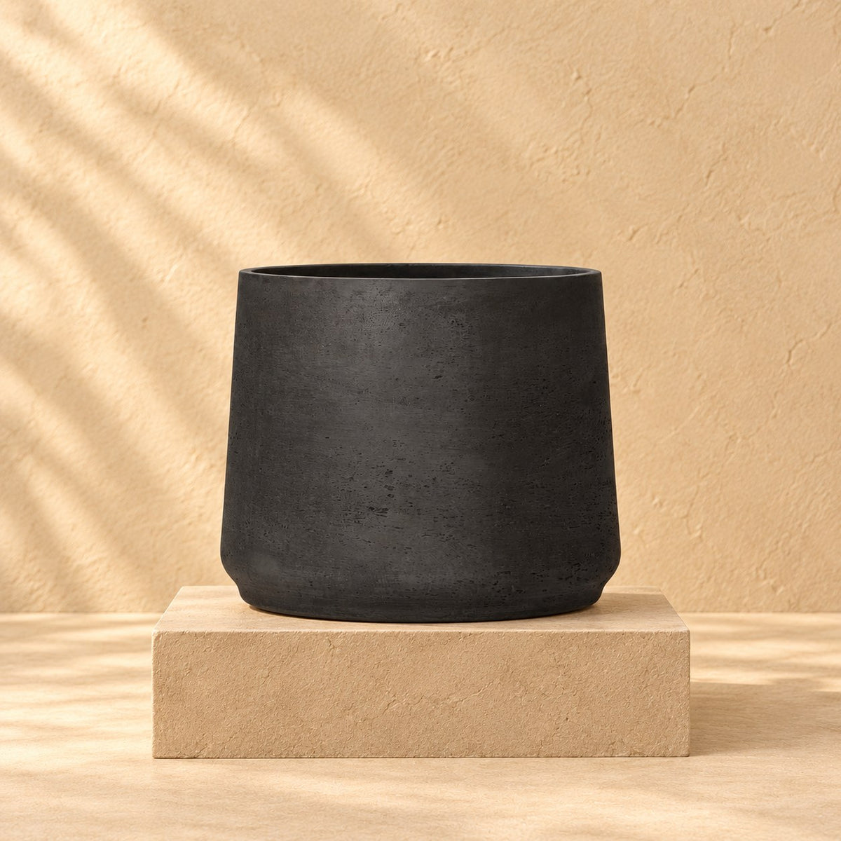 Sierpot Patt Black Washed Ø45 x H38 cm